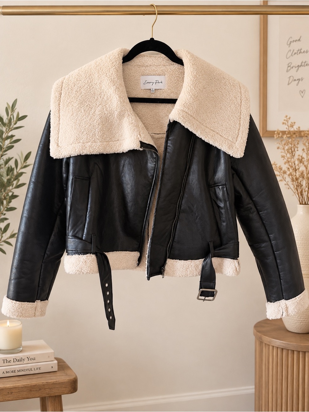 Emory Park x VICI Bleeker Faux Leather Shearling Jacket – M